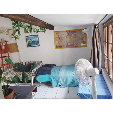 Appartement Cosy Au Coeur De Монпелие Екстериор снимка