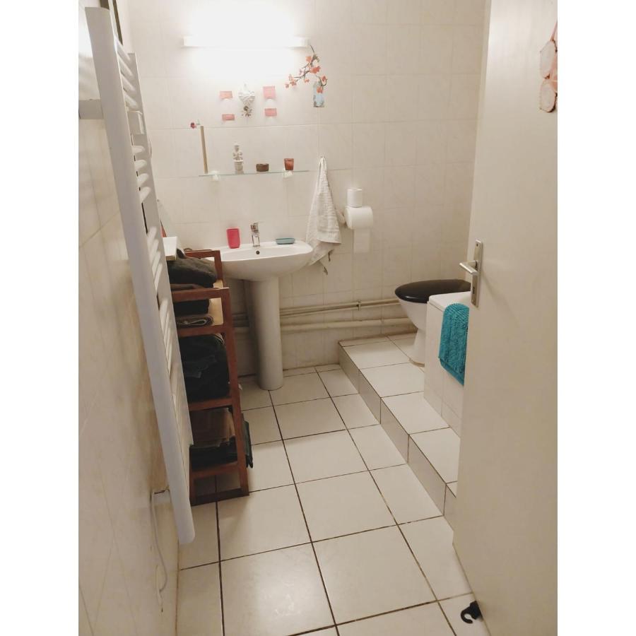 Appartement Cosy Au Coeur De Монпелие Екстериор снимка